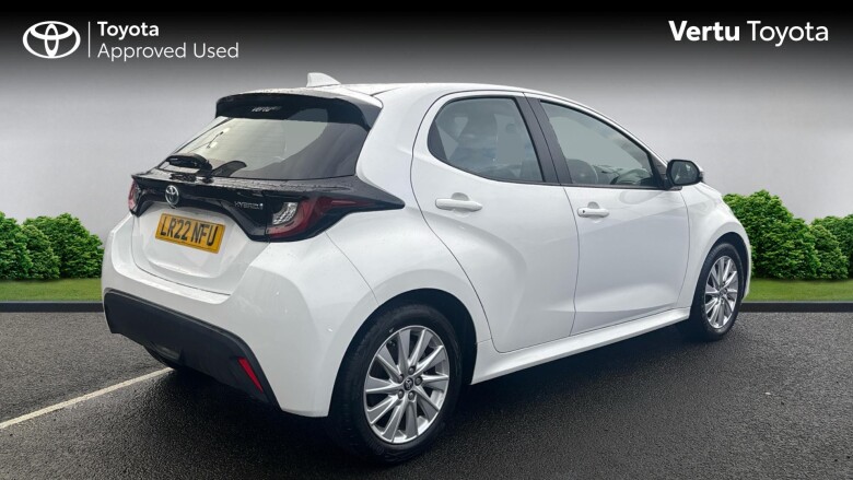 Toyota Yaris 1.5 Hybrid Icon 5dr CVT Hybrid Hatchback